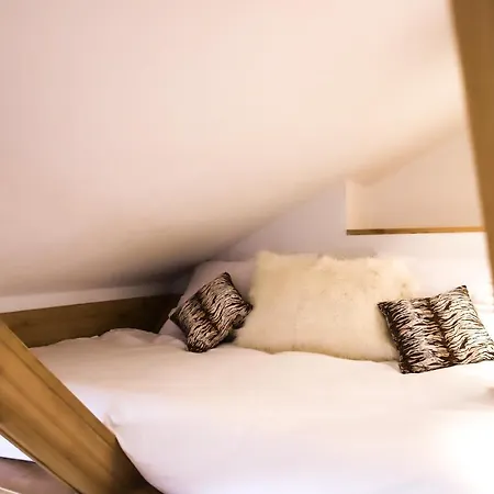 Lovely Apartment In City Center Of Jelenia Gora. Zewnętrze zdjęcie
