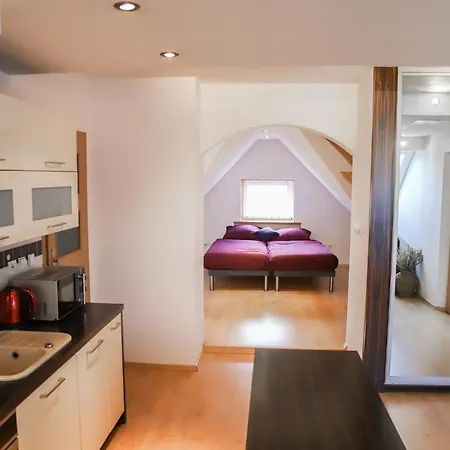 Lovely Apartment In City Center Of Jelenia Gora. Zewnętrze zdjęcie
